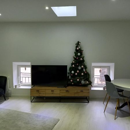 Tres Bel Appartement Condrieu Buitenkant foto
