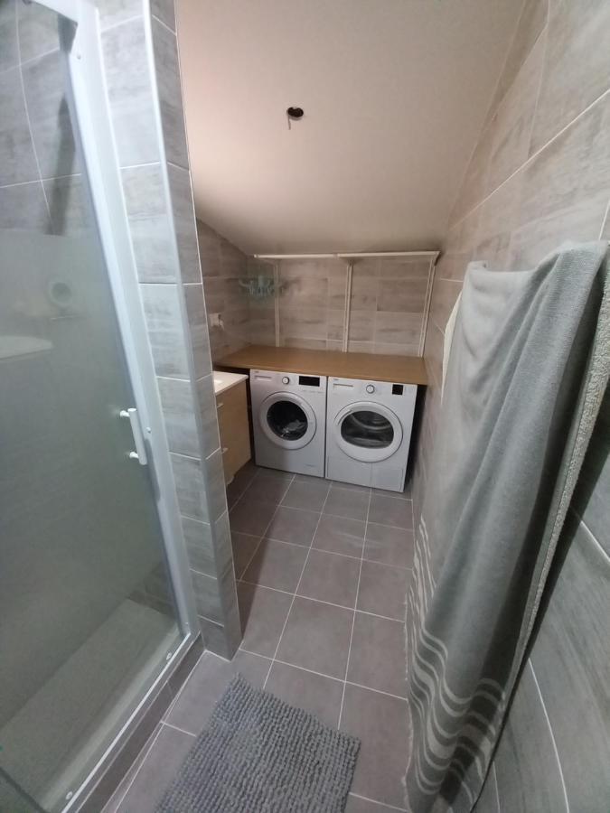 Tres Bel Appartement Condrieu Buitenkant foto
